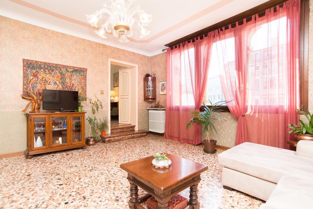 Ca Della Trifora Apartamento *
